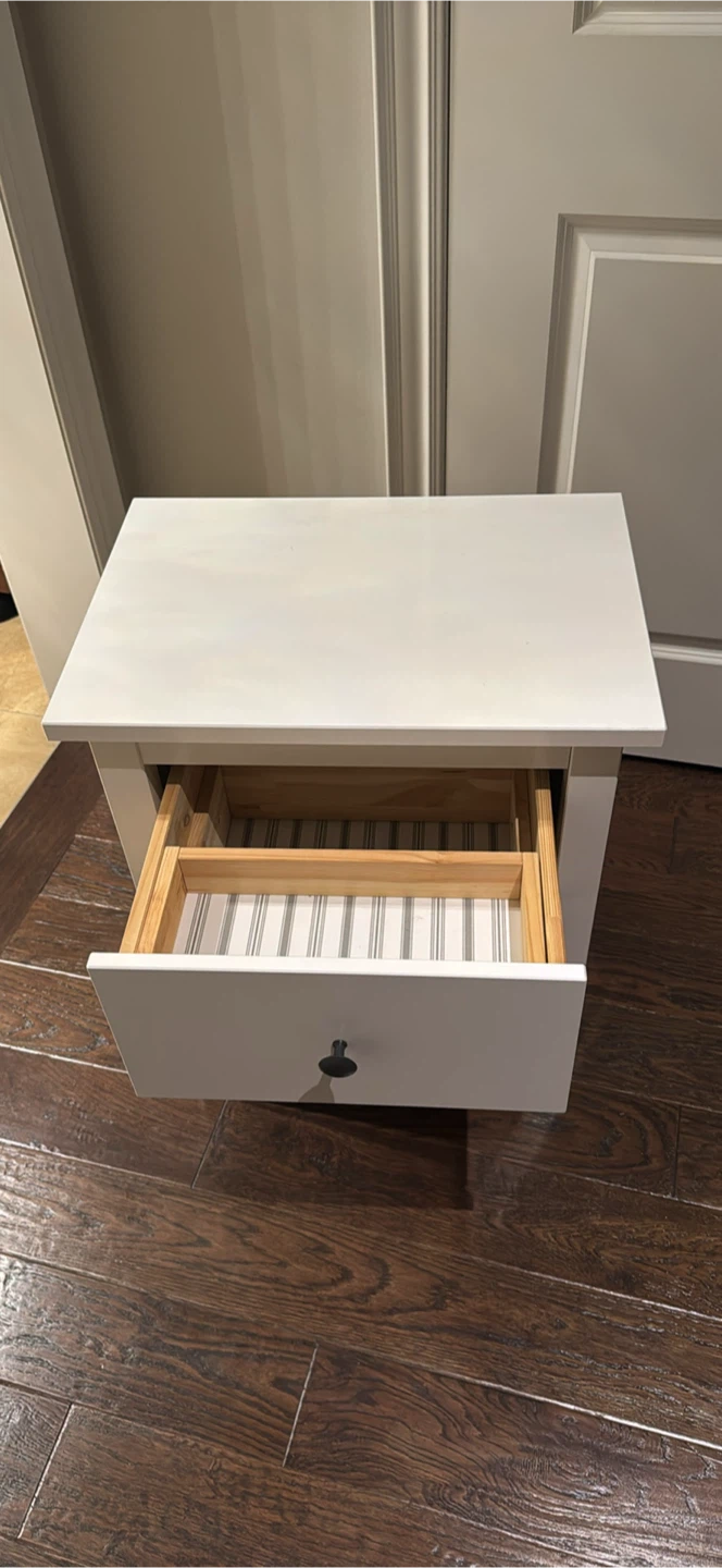 IKEA HEMNES White 2-Drawer Nightstand - ONLY 1 - photo 3