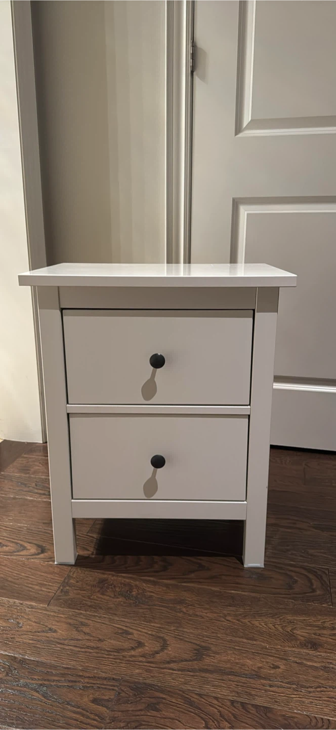 IKEA HEMNES White 2-Drawer Nightstand - ONLY 1