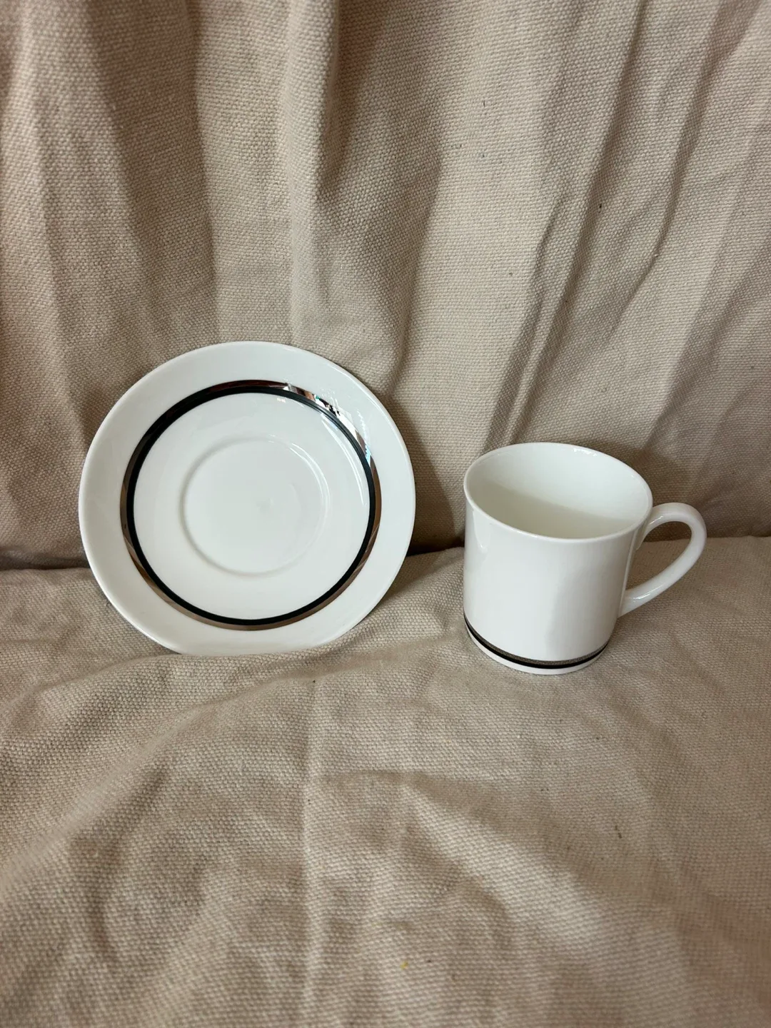 Set of 8 Wedgwood White Coffee Cups and Saucers image indicator(6)