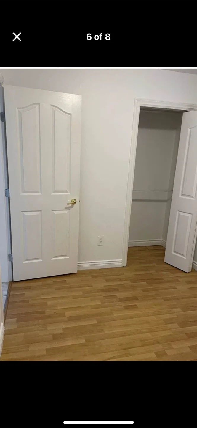 2 Bedroom East Vancouver Ground Floor image indicator(7)