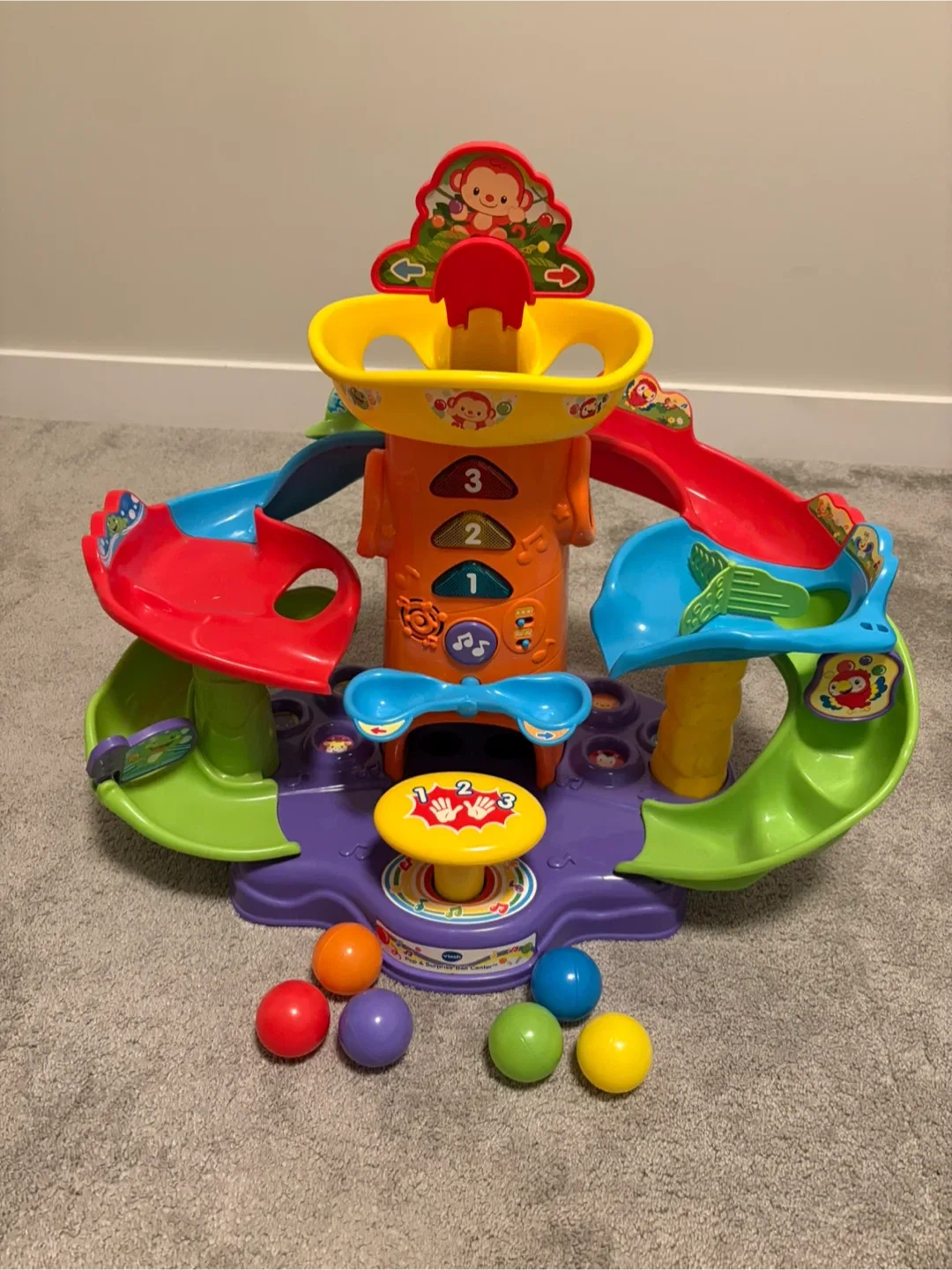 VTech Pop & Surprise Ball Center image indicator(2)