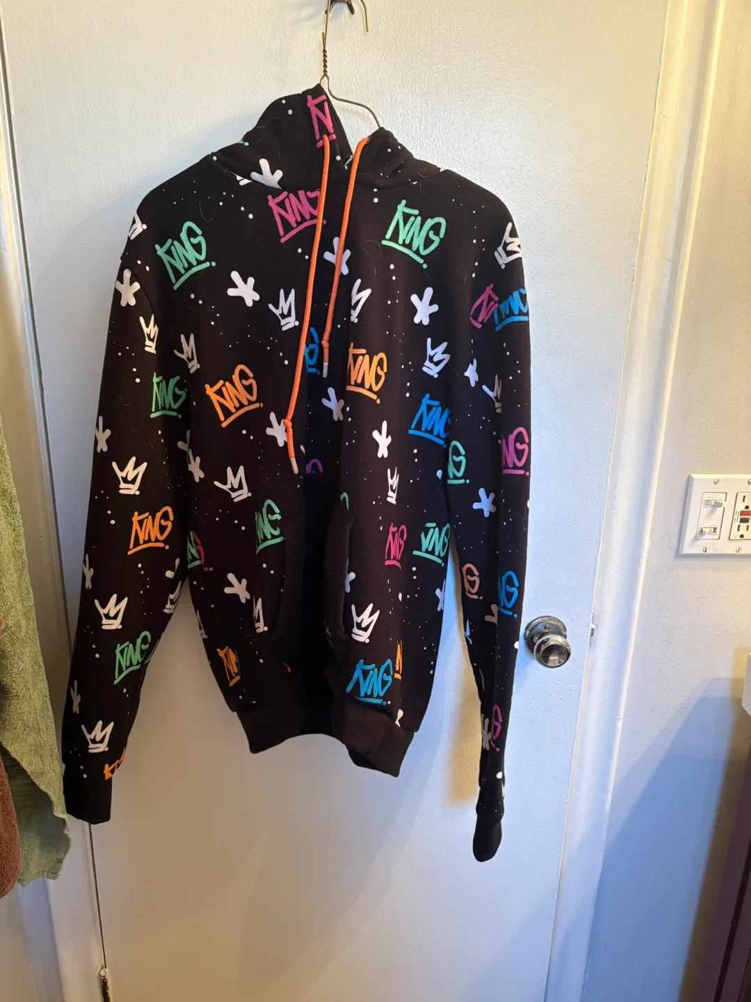Switch Remarkable Hoodie - Size L image indicator(3)