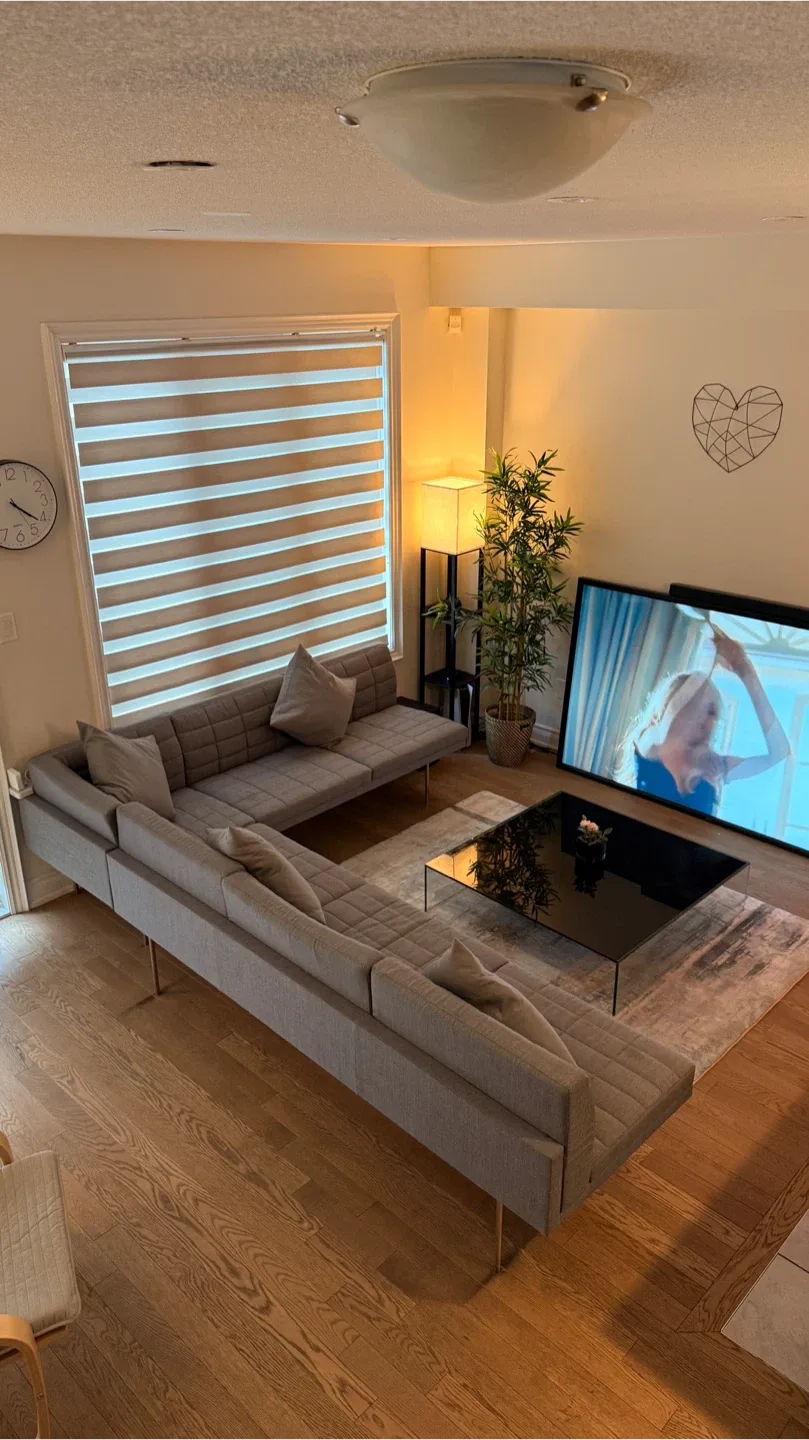 Modern Grey Sectional Sofa image indicator(3)