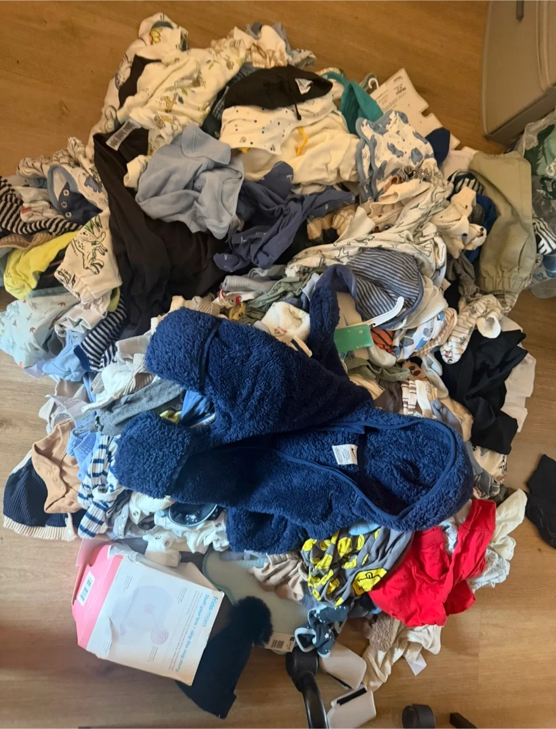 Huge bundle of baby boy clothes some brand new some with tags image indicator(2)