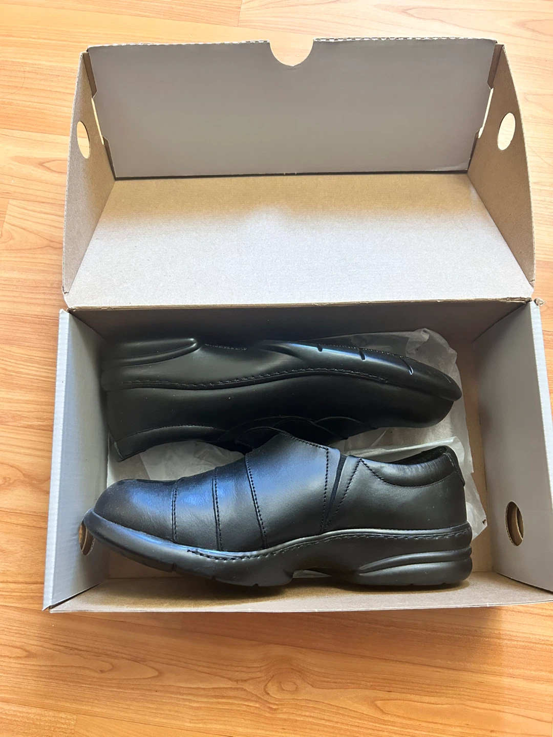 Featherlike Black Work Shoes with Box - photo 4