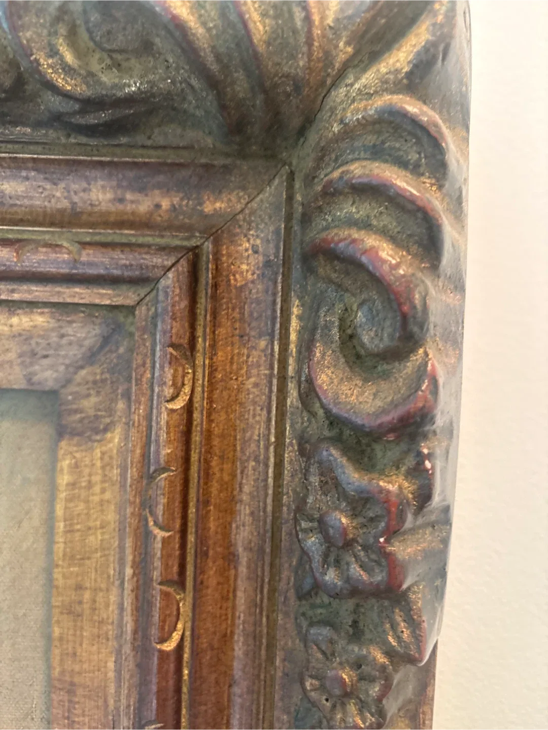 Vintage Personage Painting In Antique Gold Ornate Frame image indicator(6)