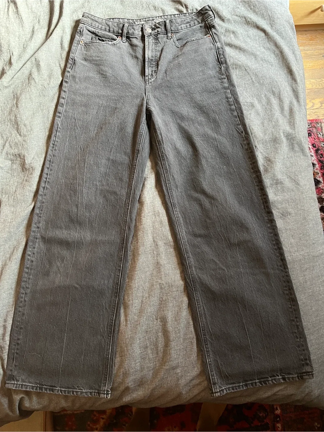 Old Navy Extra High-Rise Sky-Hi Wide Leg Jeans - Size 10