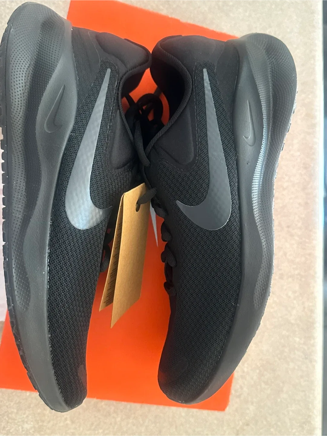 New Nike Downshifter 12 Black Running Shoes image indicator(7)