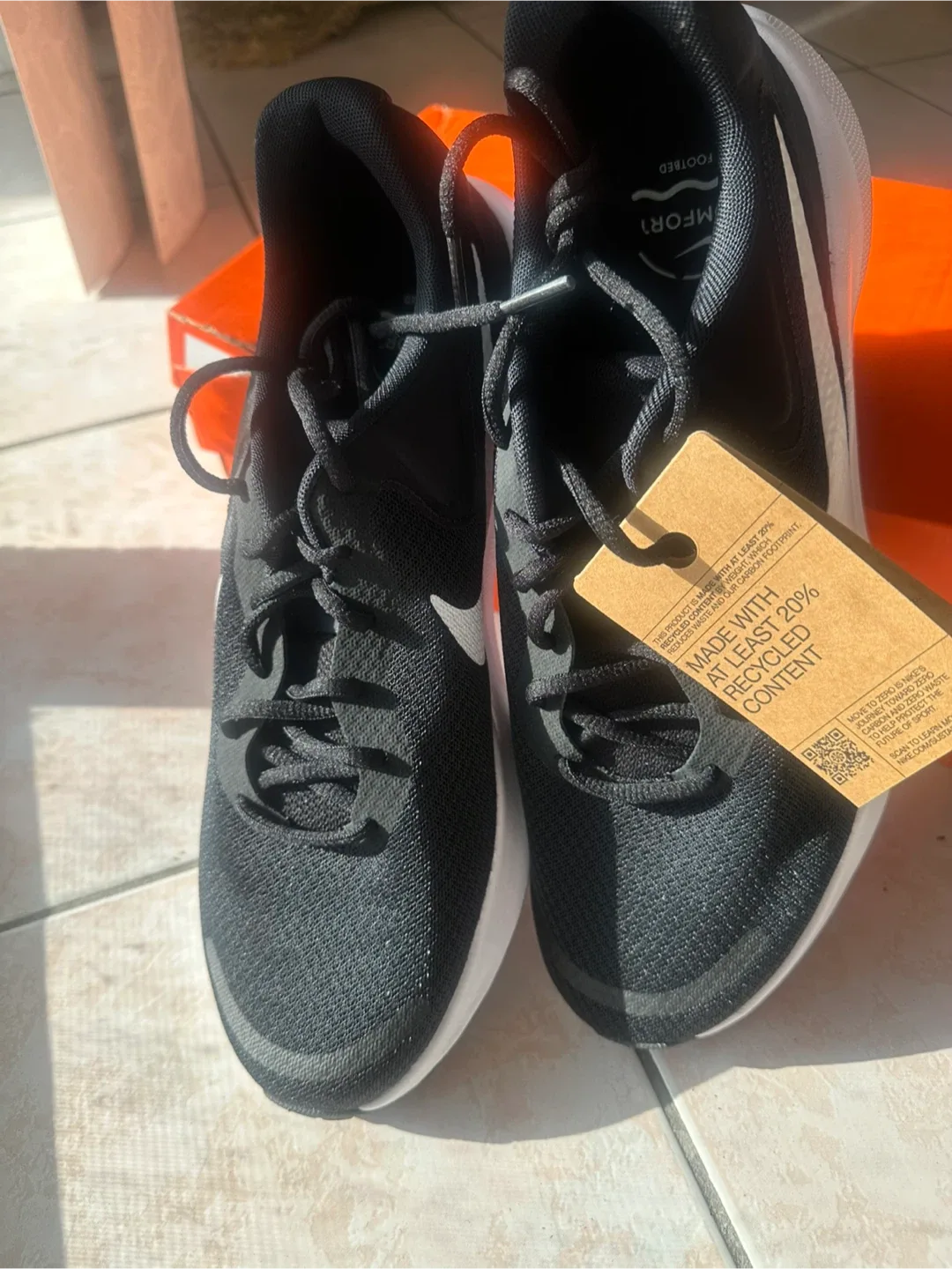 New Nike Downshifter 12 Black/White (Size 8, 9and 11 image indicator(4)