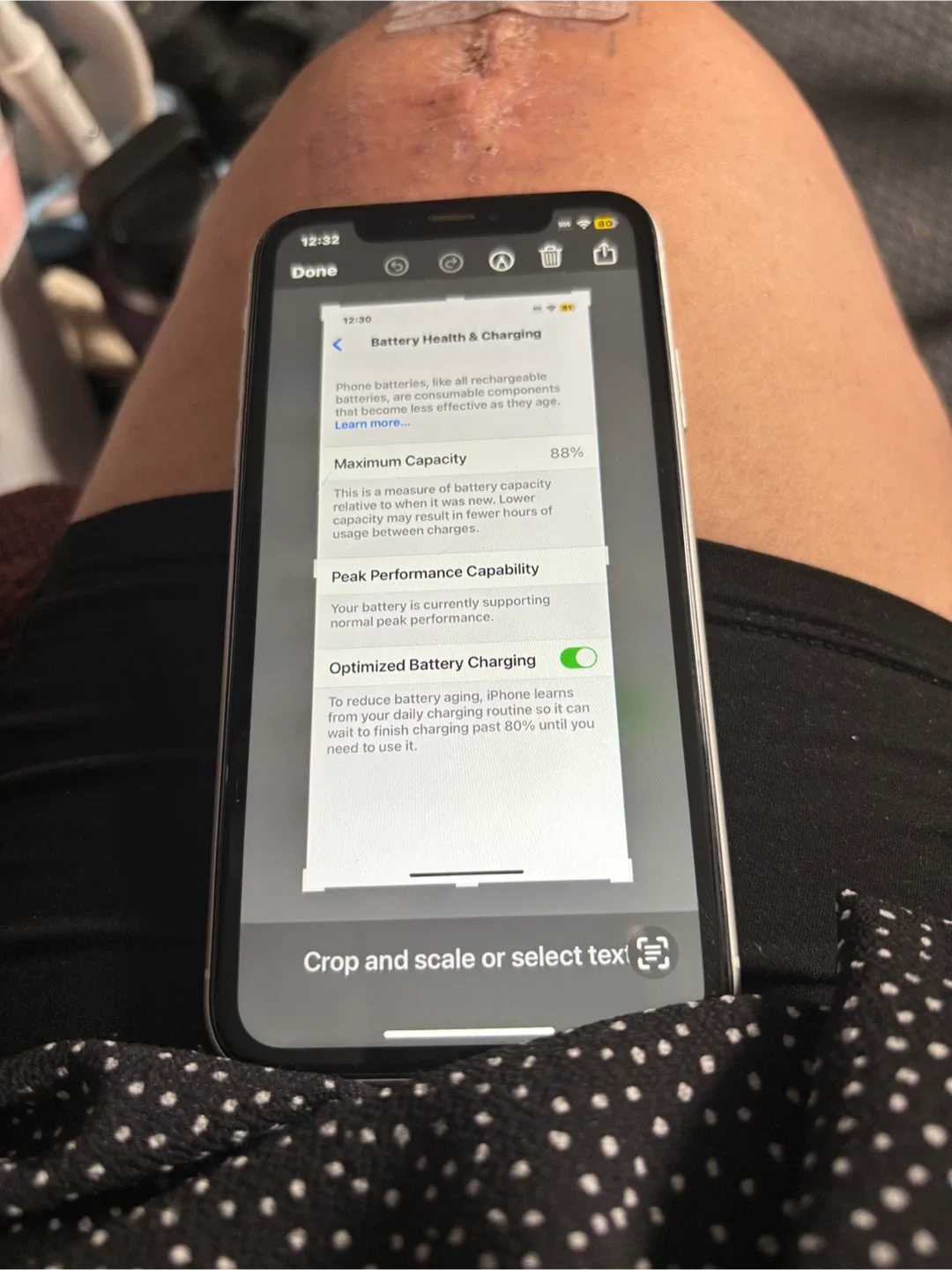 iPhone XR - White image indicator(2)