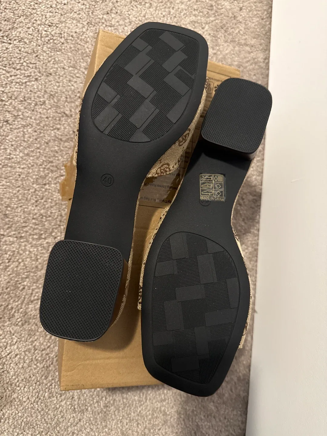 Guess Brown Patterned Slide Sandals - Size 10 image indicator(3)