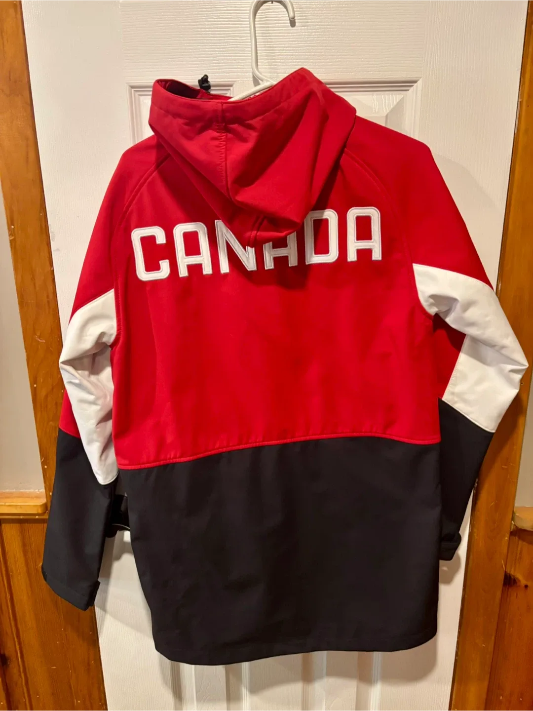 Team Canada Jacket - Men’s Size Small image indicator(4)