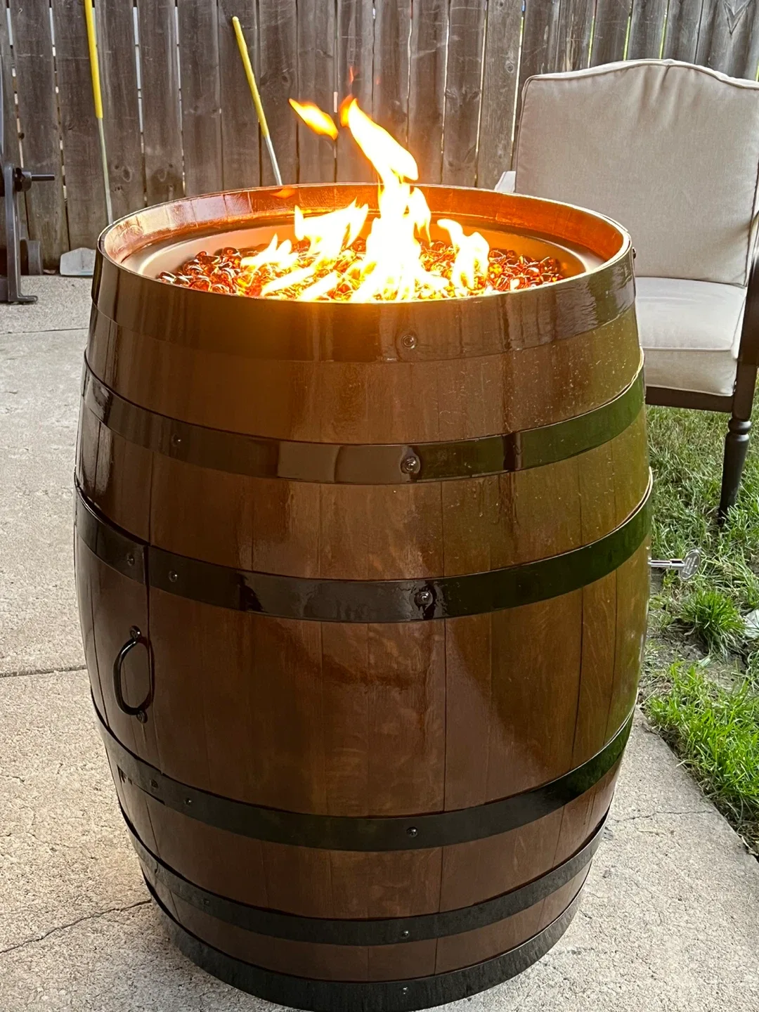 Wood Barrel Fire Pit image indicator(6)