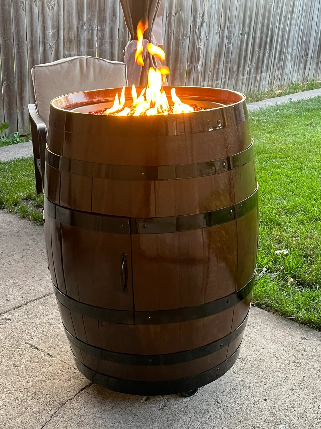 Wood Barrel Fire Pit image indicator(8)
