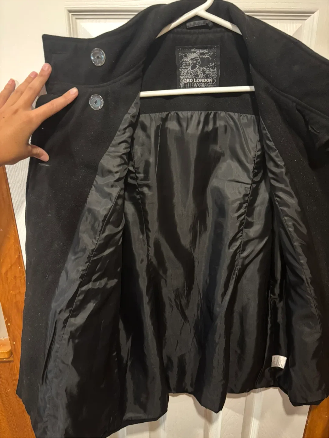 QED London Black Coat - Size 12 image indicator(8)