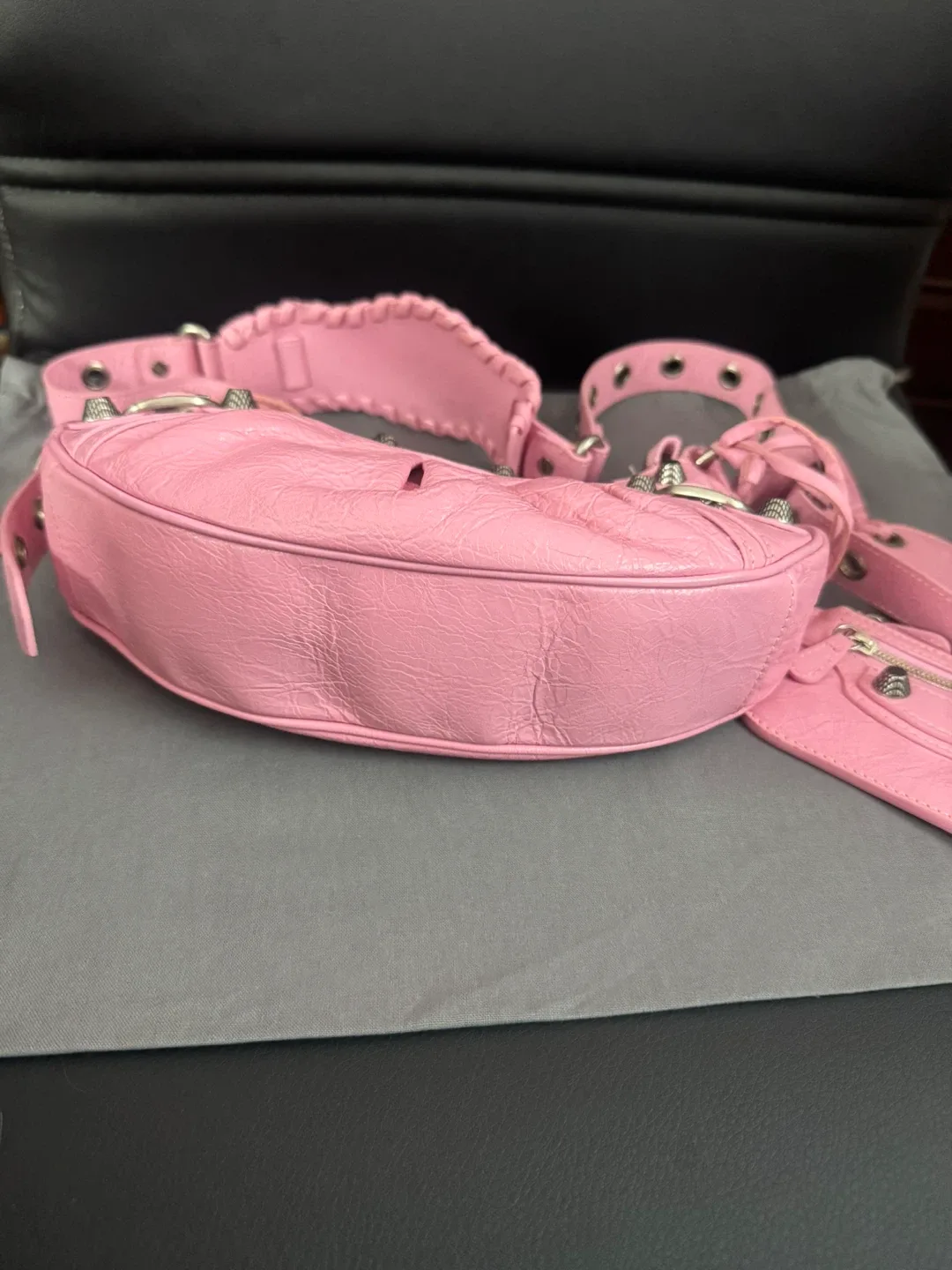 Balenciaga Le Cagole XS Bag Pink image indicator(5)