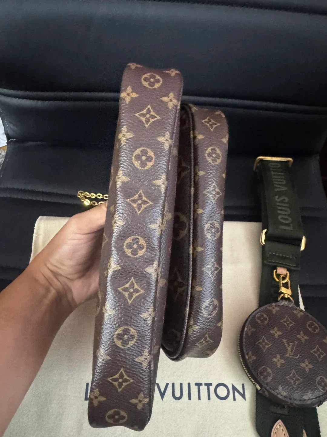 Louis Vuitton Multi Pochette Bag image indicator(7)