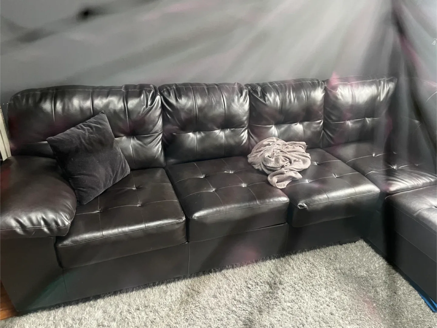 Black Leather Sectional Sofa image indicator(2)