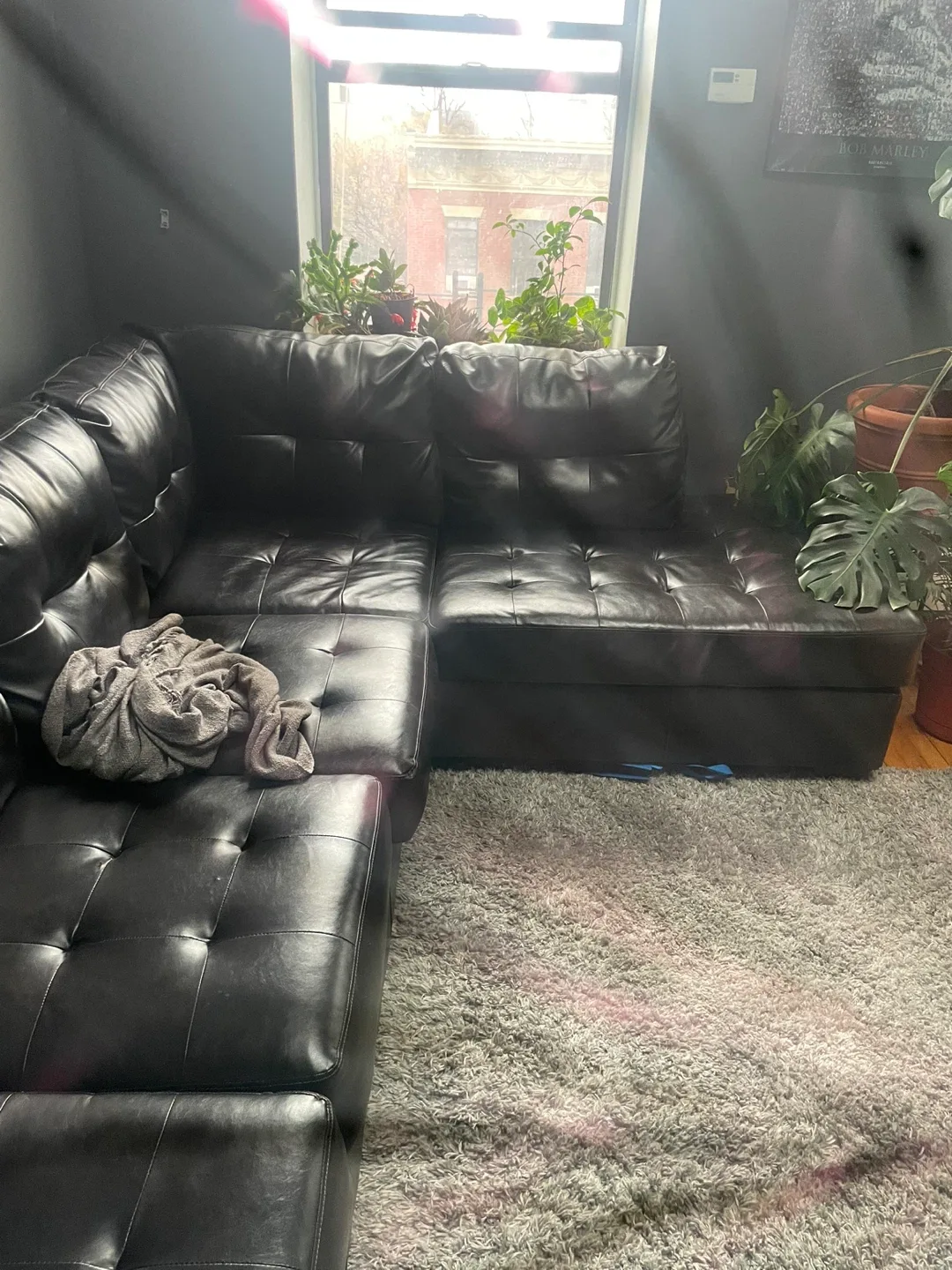 Black Leather Sectional Sofa image indicator(3)