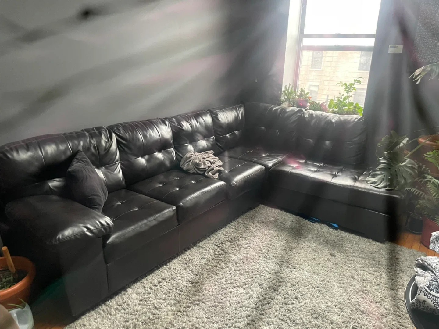 Black Leather Sectional Sofa image indicator(5)