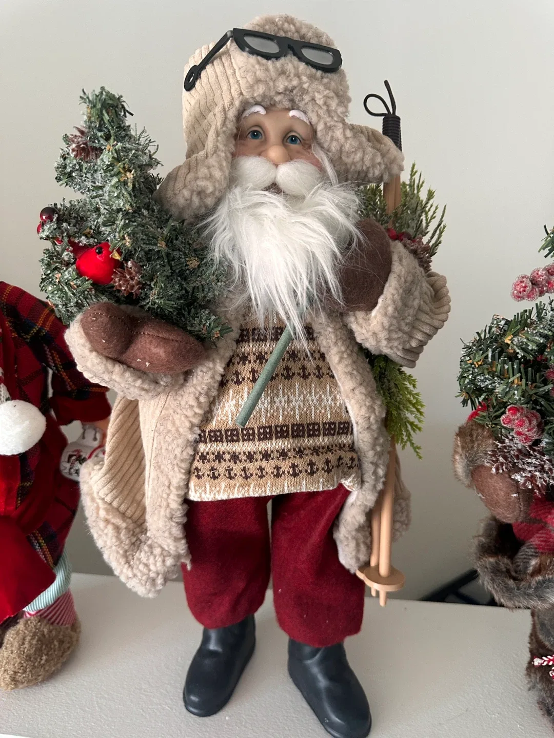 Santa Claus Figurines - Set of 3 image indicator(3)