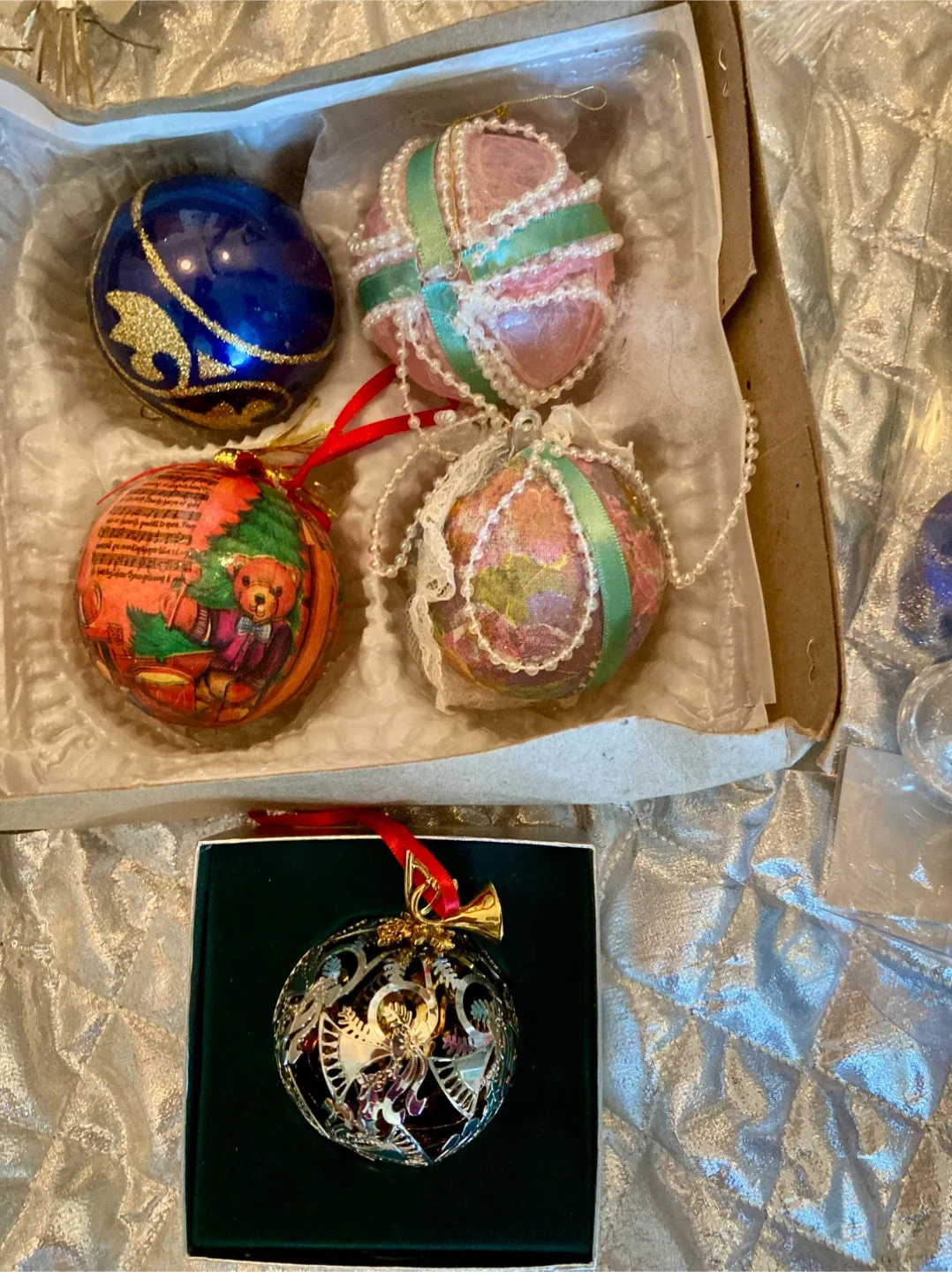 Colourful Christmas Ornaments & Decorations - Mixed Lot image indicator(5)