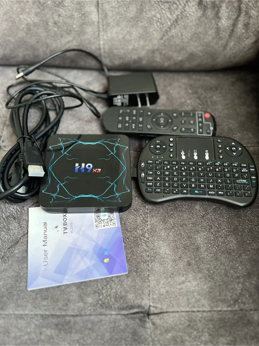 📦 H96 TV Box–Like New+Bonus Keyboard & Bluetooth thumbnail