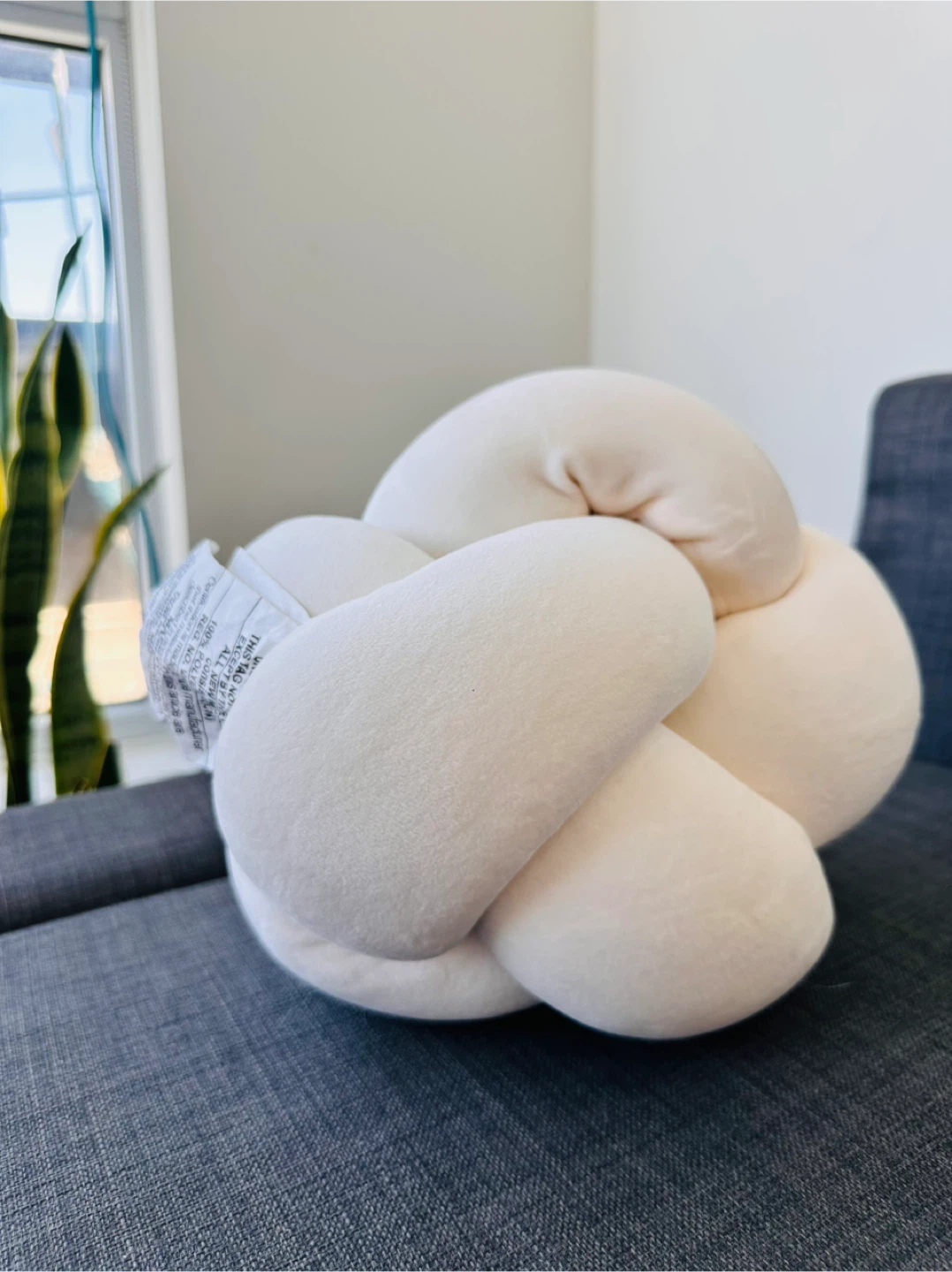 Knot Pillow - Ivory Colour