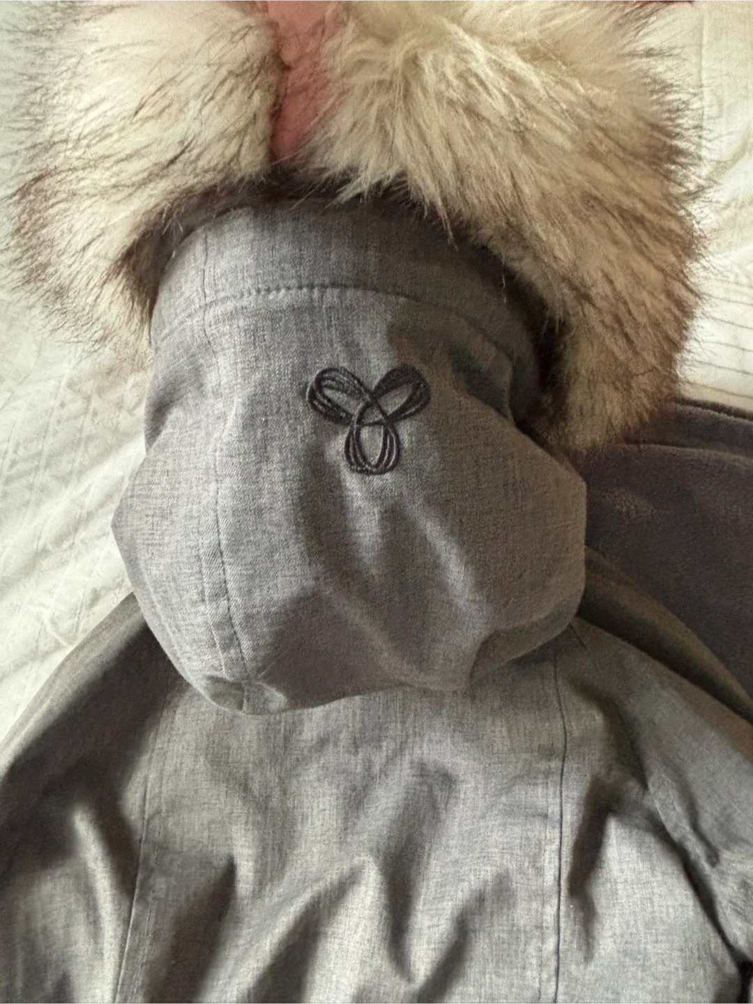 TNA Vail Parka - Designed in Canada image indicator(4)