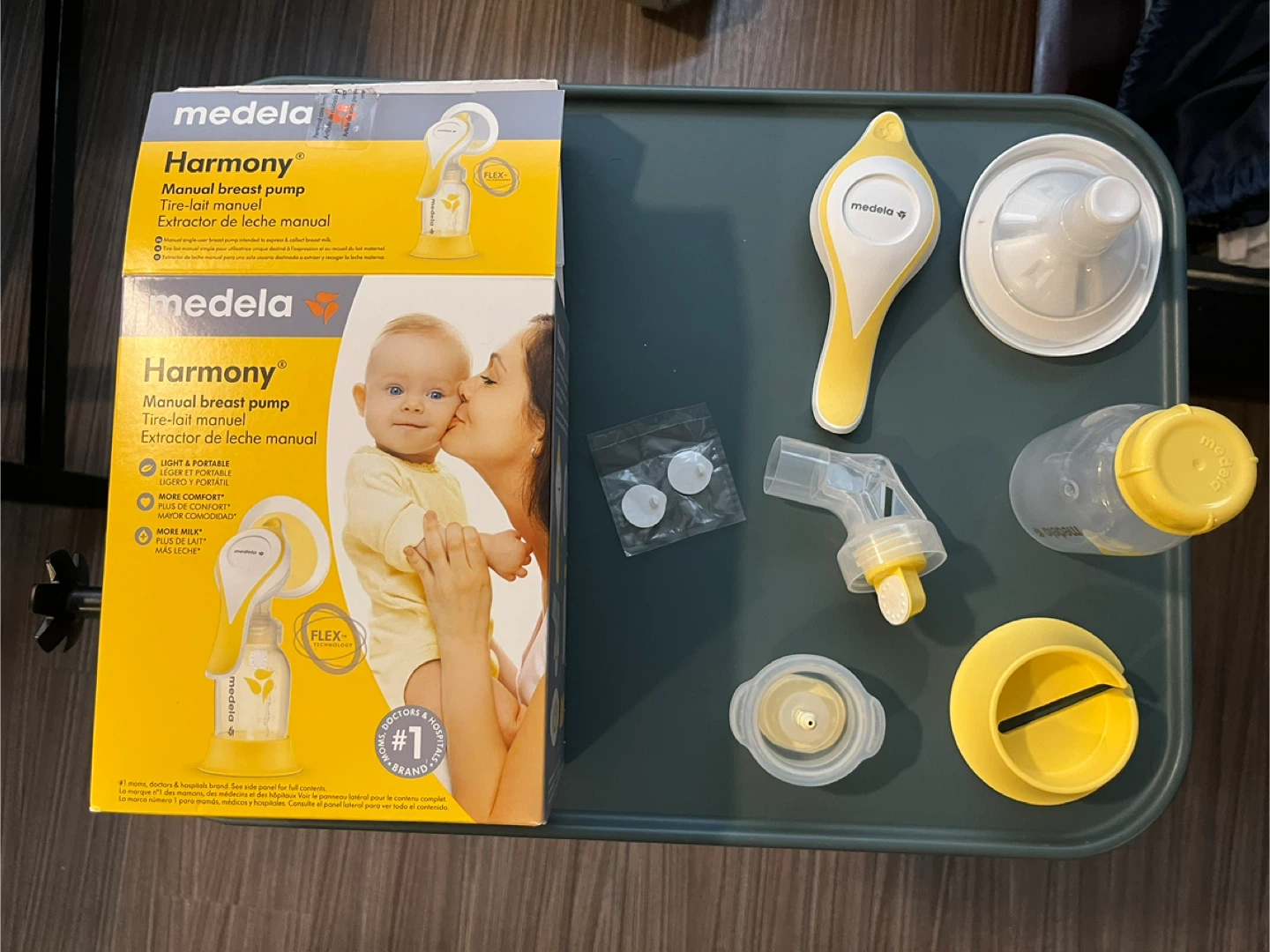 Medela Harmony Manual Breast Pump - photo 2