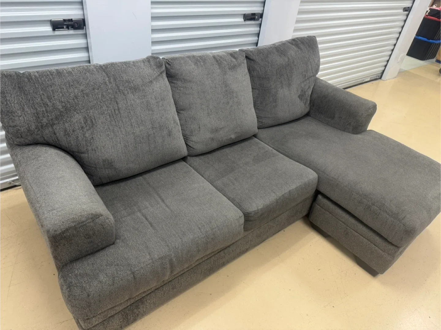 Brown Sectional Sofa with Chaise image indicator(7)