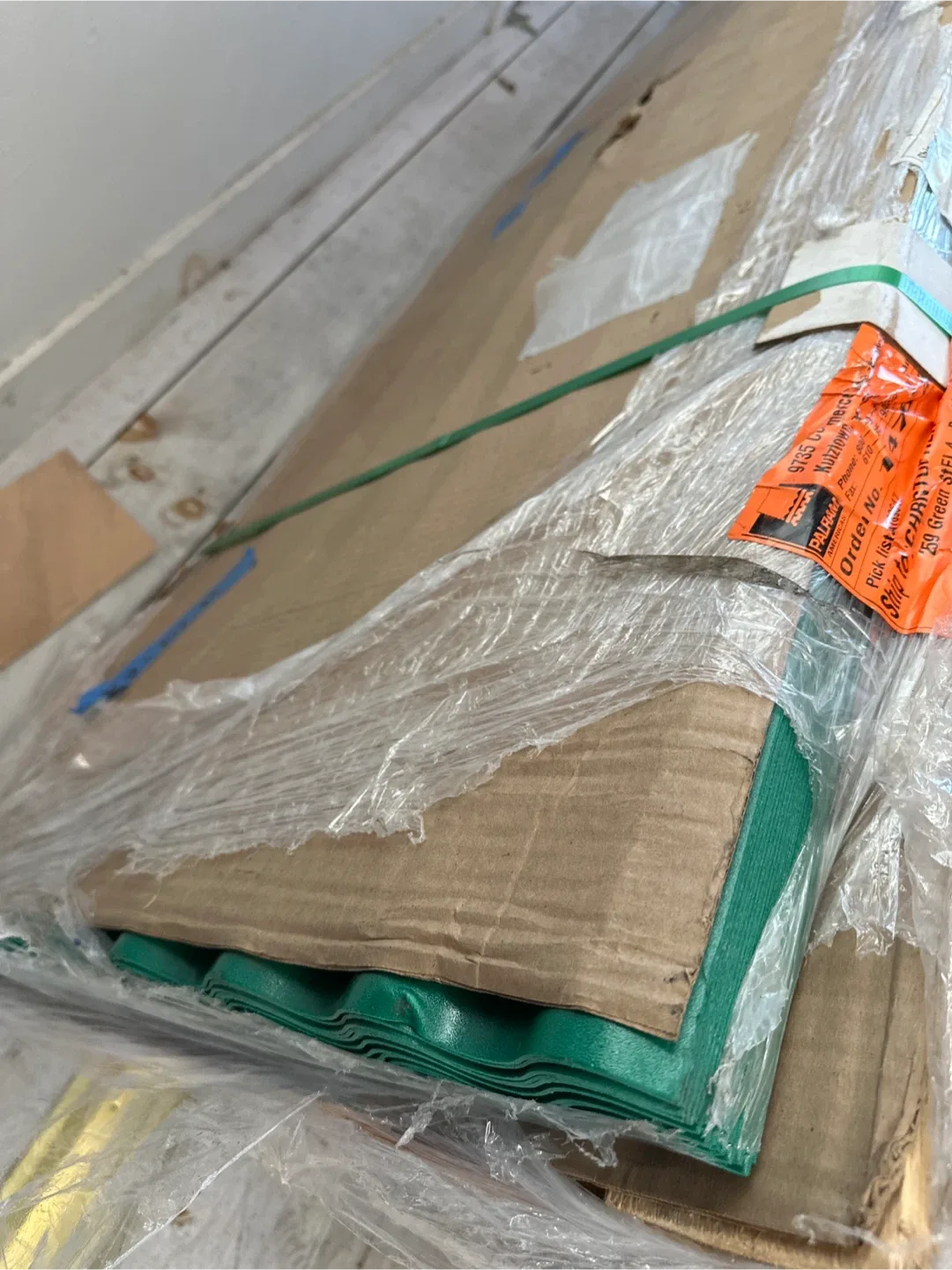 Green Corrugated Roofing Sheet - 8 ft image indicator(2)