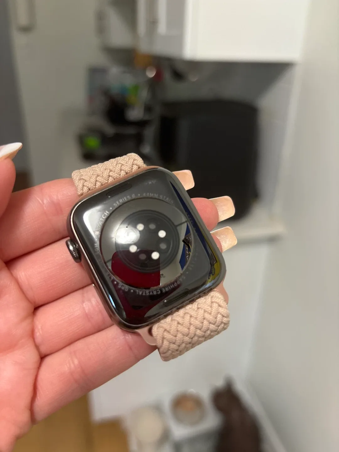 Apple Watch Series 6 44mm - Includes Charger & Straps image indicator(2)