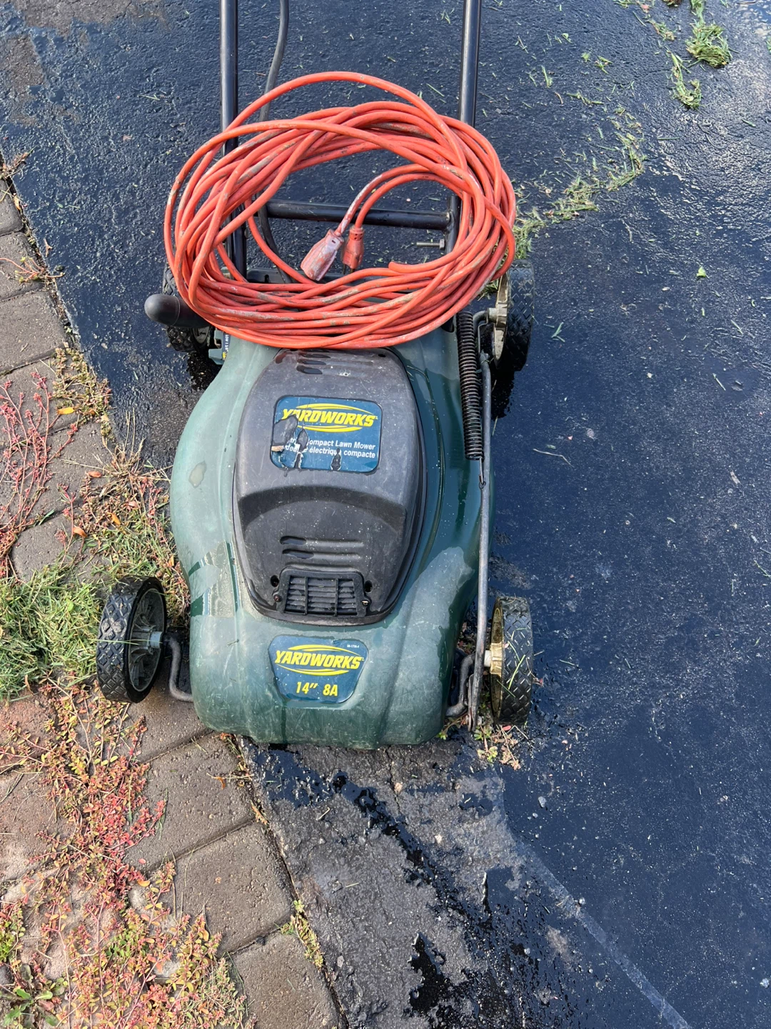 Yardworks 14" Electric Lawn Mower - photo 4