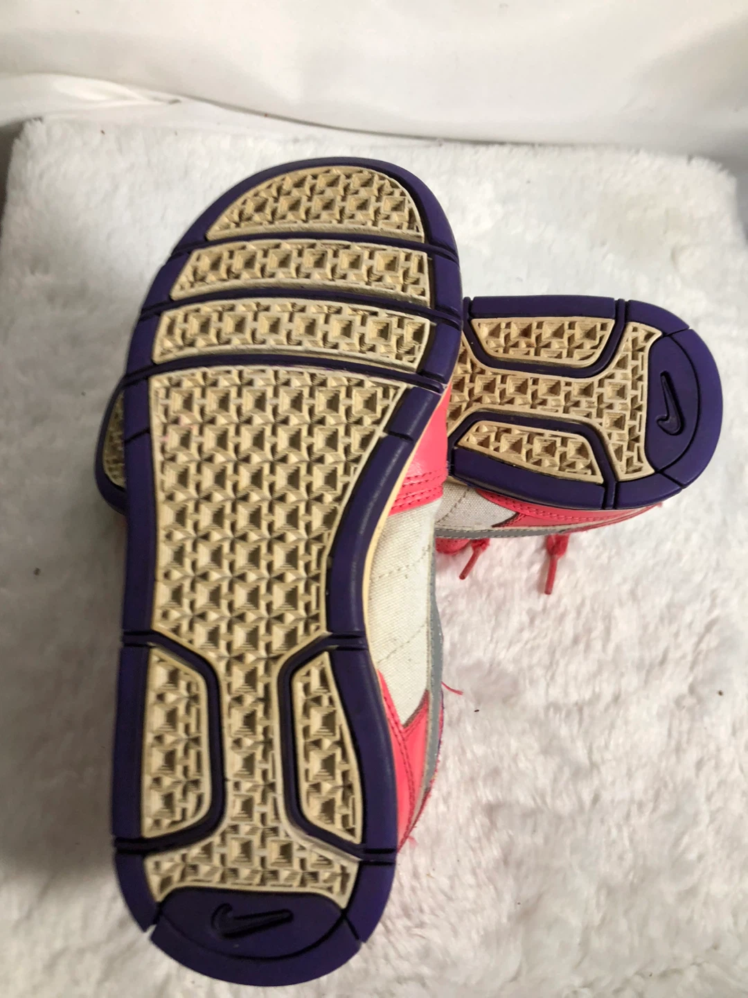 Girls Pink Hightop Runners. Nike. Size 3Y. - photo 4