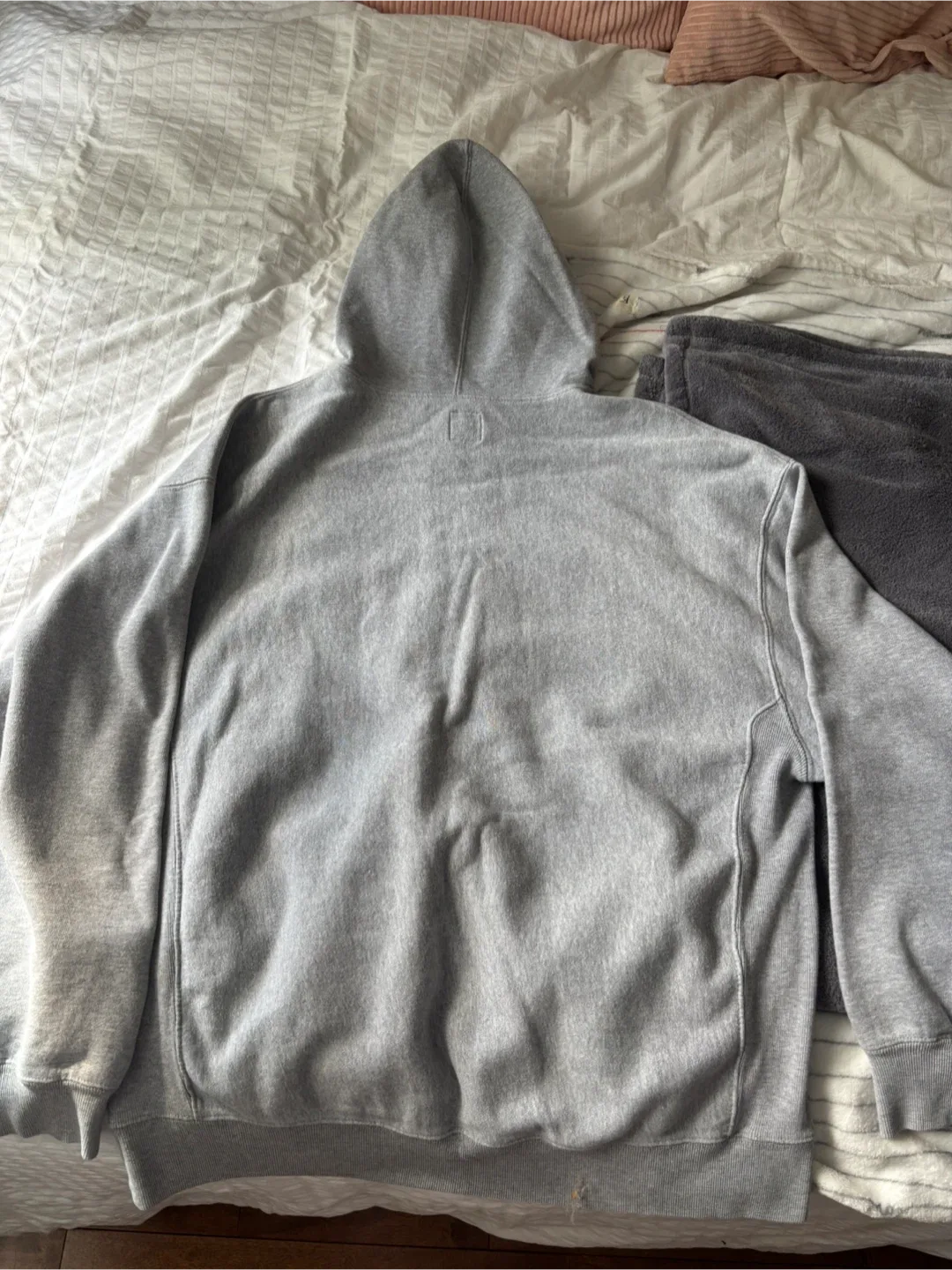 GAP Hoodie - Grey, Size M image indicator(2)