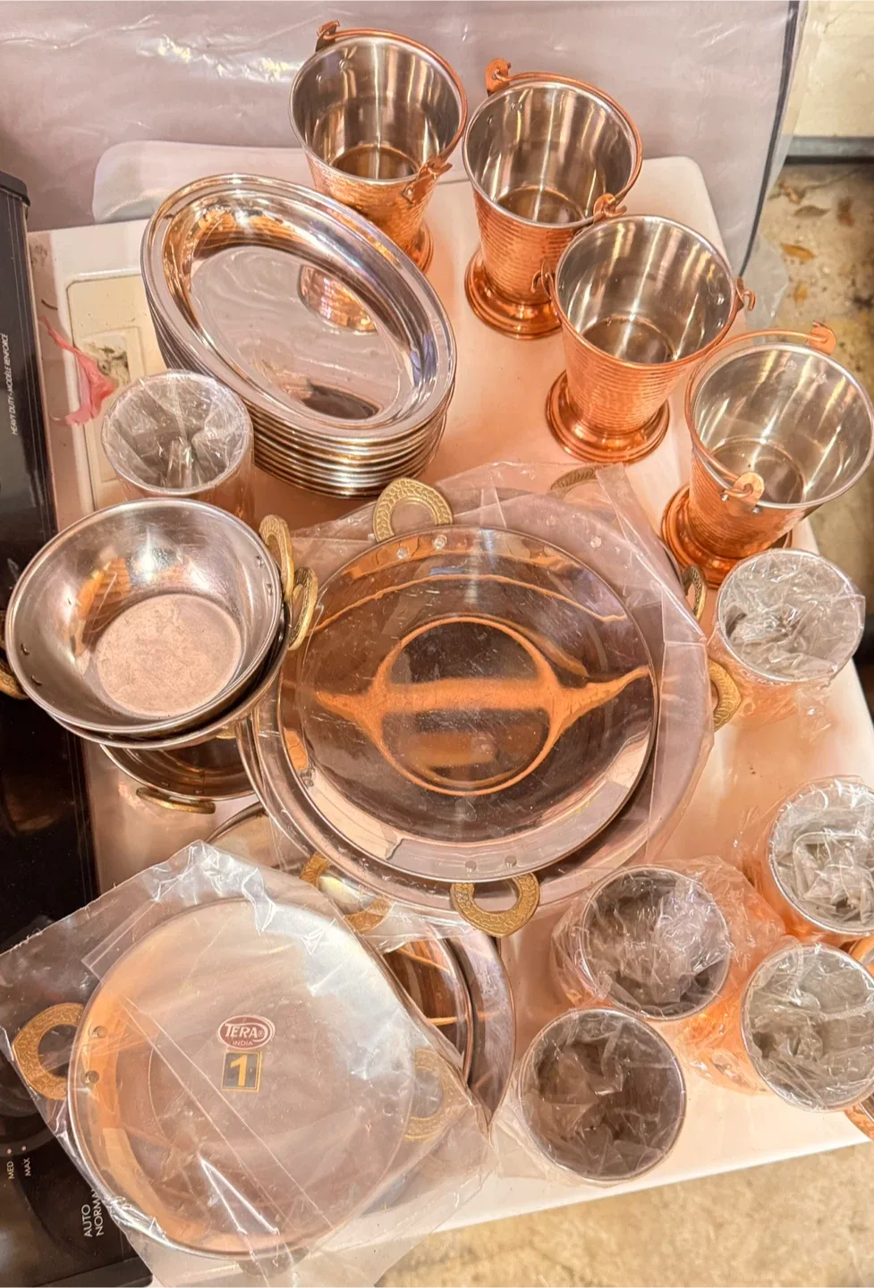 Tera Stainless Steel and Copper Cookware Set image indicator(10)