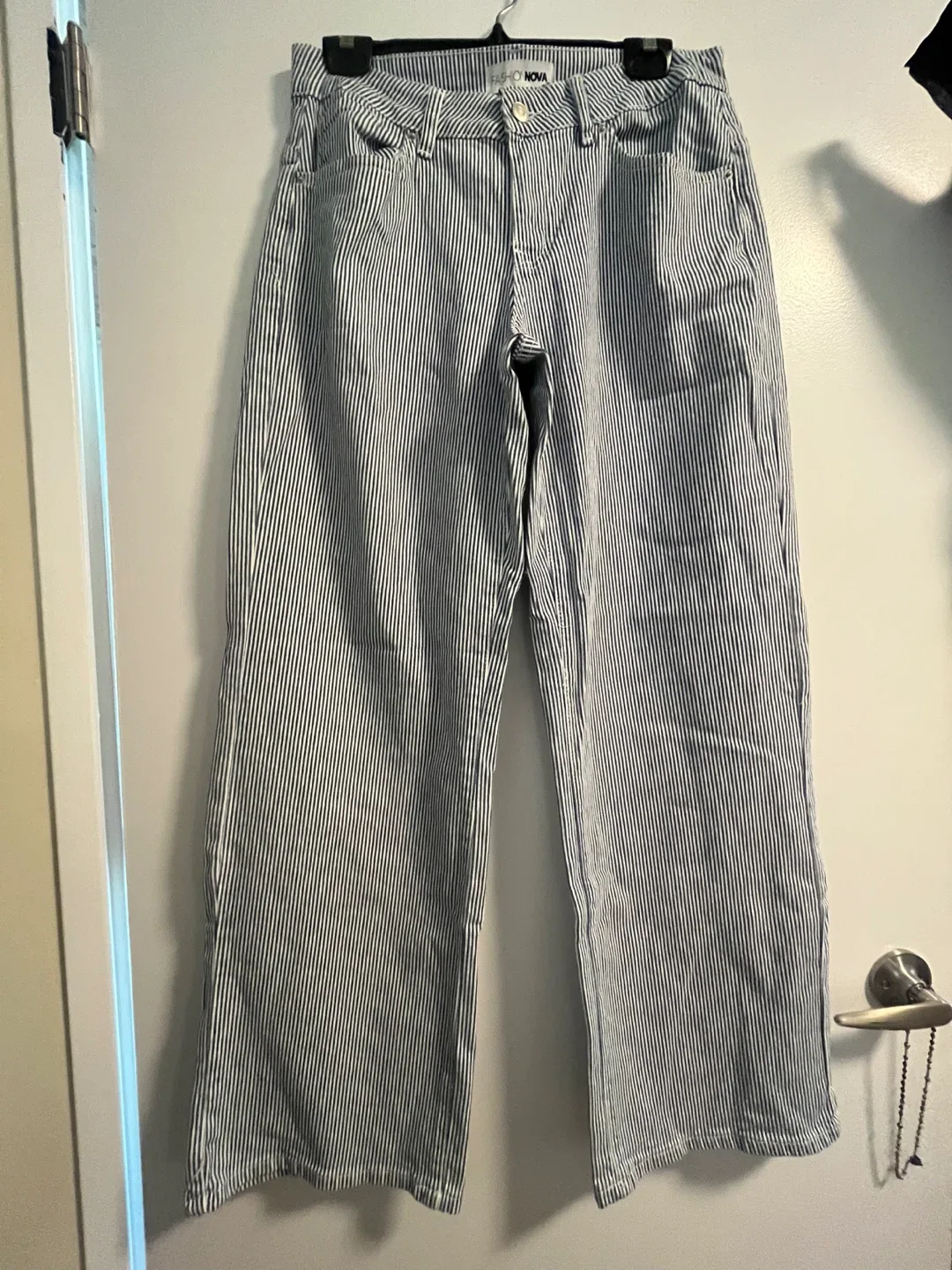 Fashion Nova Striped Wide Leg Pants - Size 9 thumbnail