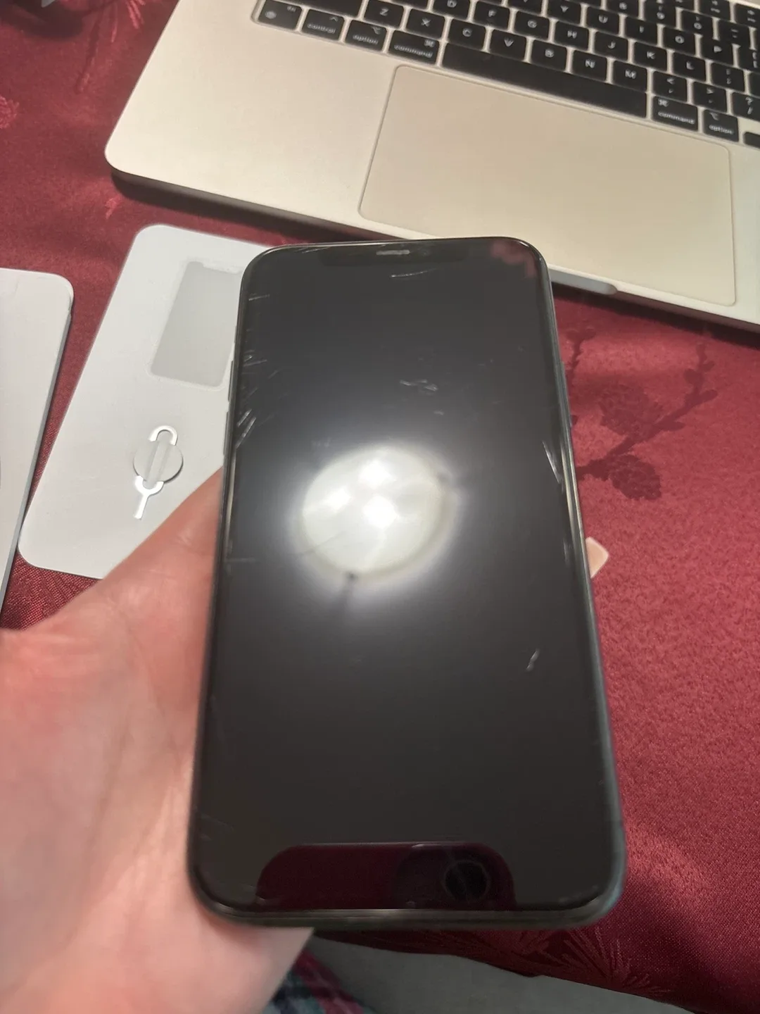 iPhone 11 Pro - Space Gray image indicator(2)