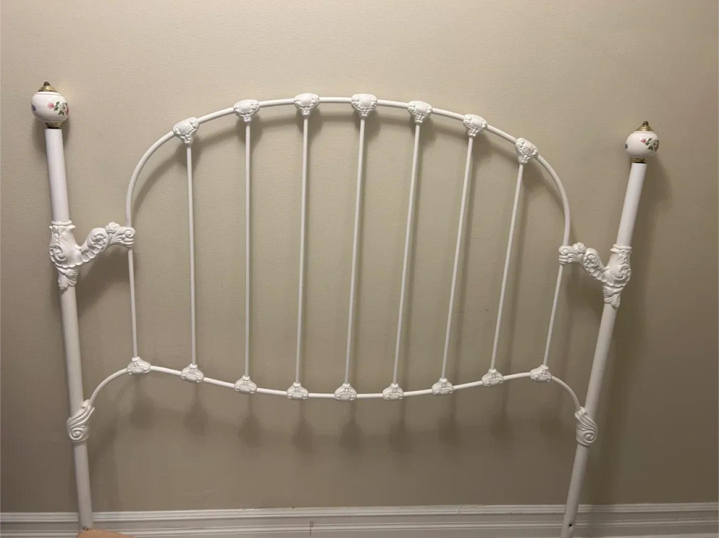 White & Gold Metal Bed Frame Headboard image indicator(5)