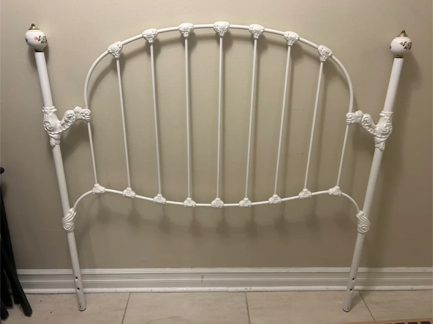 White & Gold Metal Bed Frame Headboard image indicator(6)