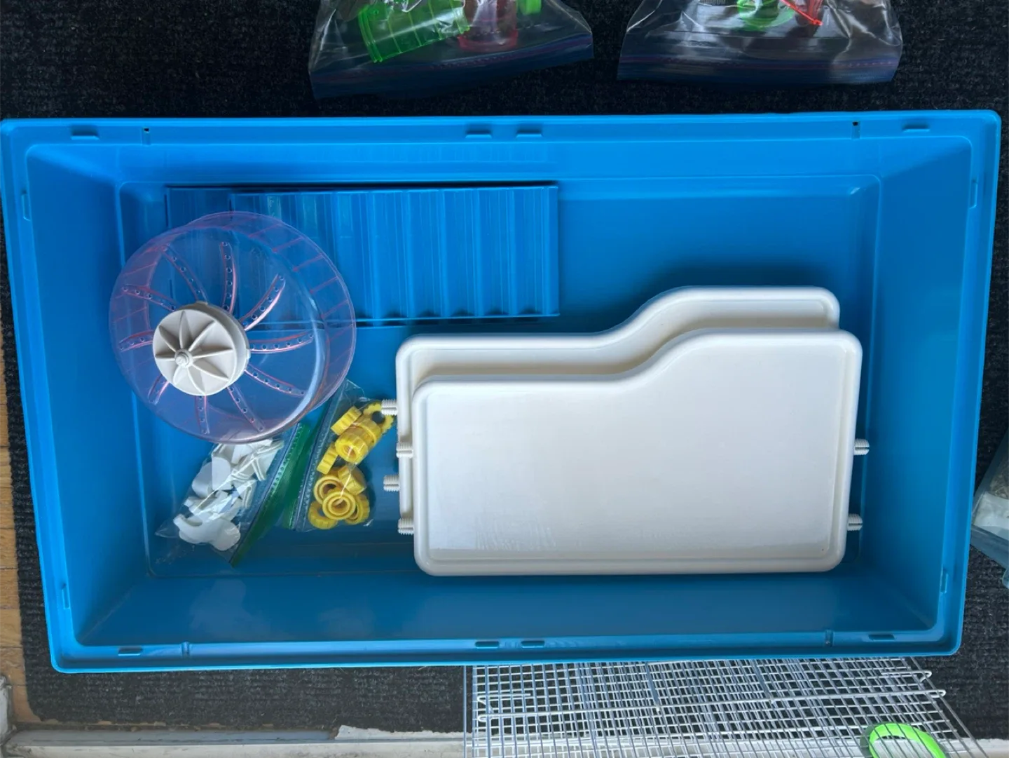 PawHut Hamster Cage - Like New! image indicator(4)