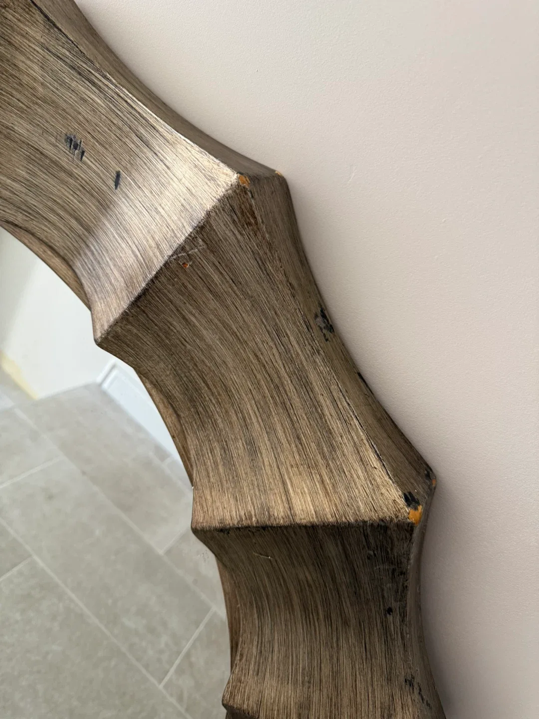 Gold Accent Wall Mirror image indicator(3)