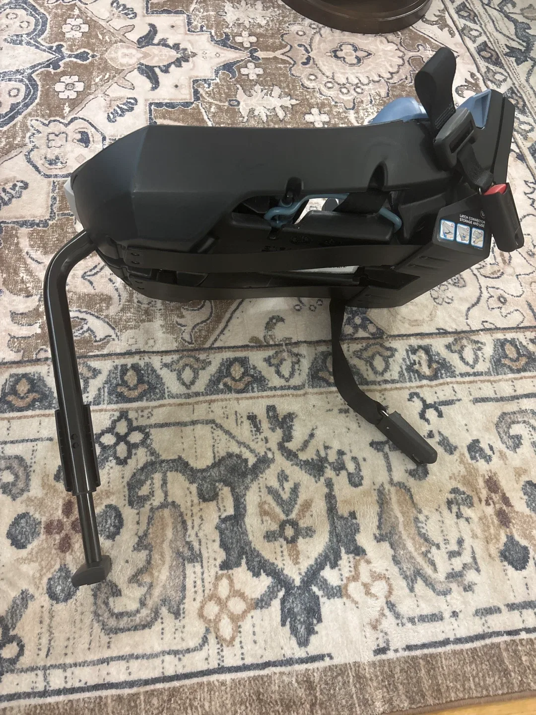 Cybex Infant Car Seat with Base & Adapters image indicator(6)