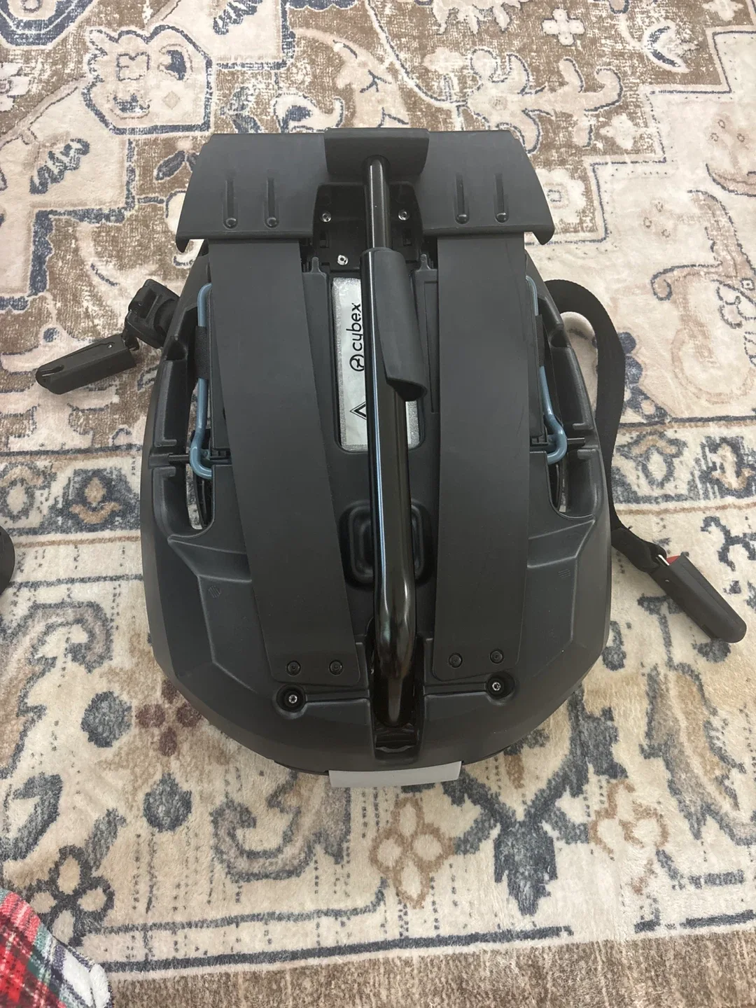 Cybex Infant Car Seat with Base & Adapters image indicator(7)