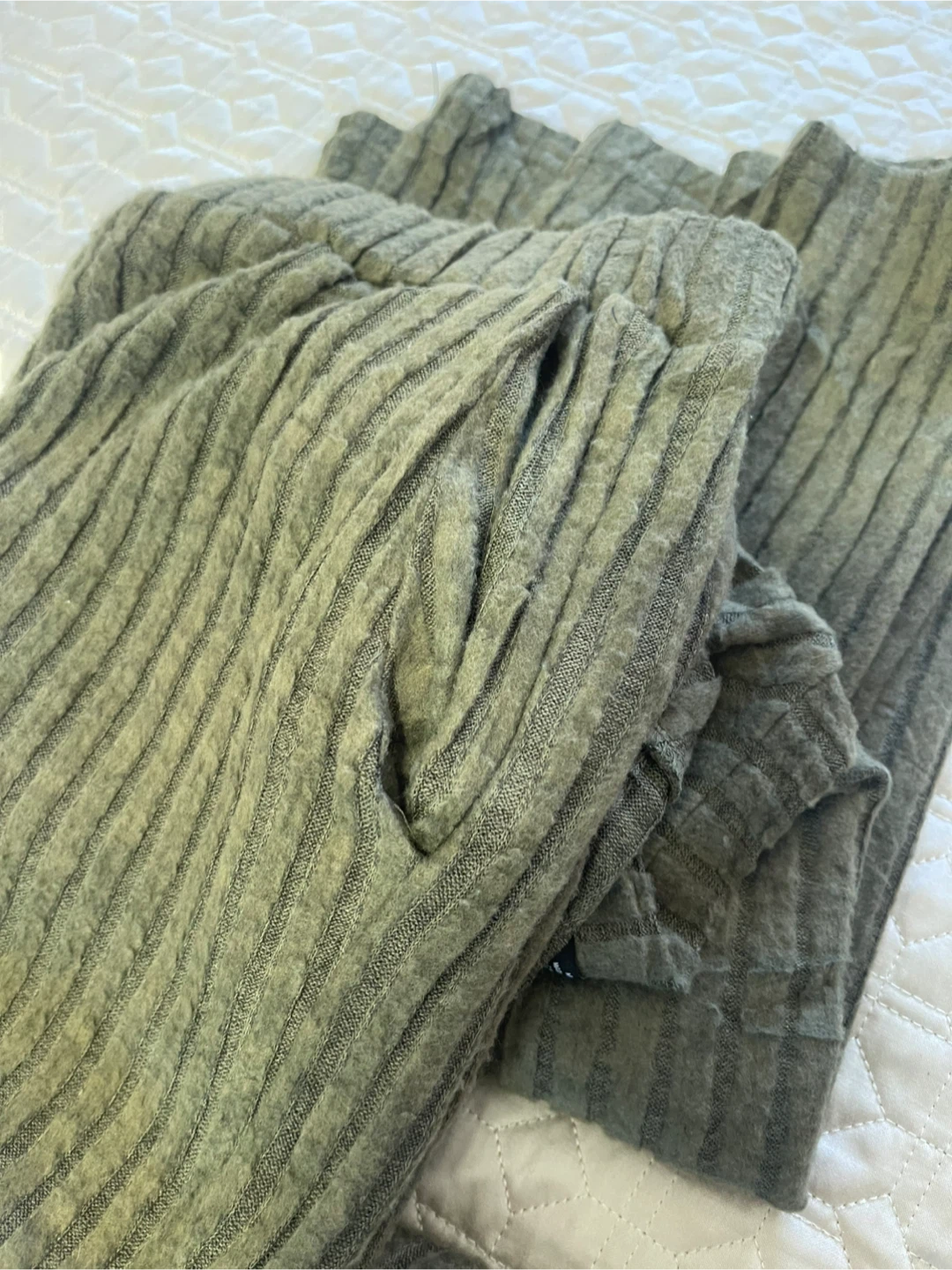 2pc Army Green Ribbed Knit Lounge Set - Size M - photo 2