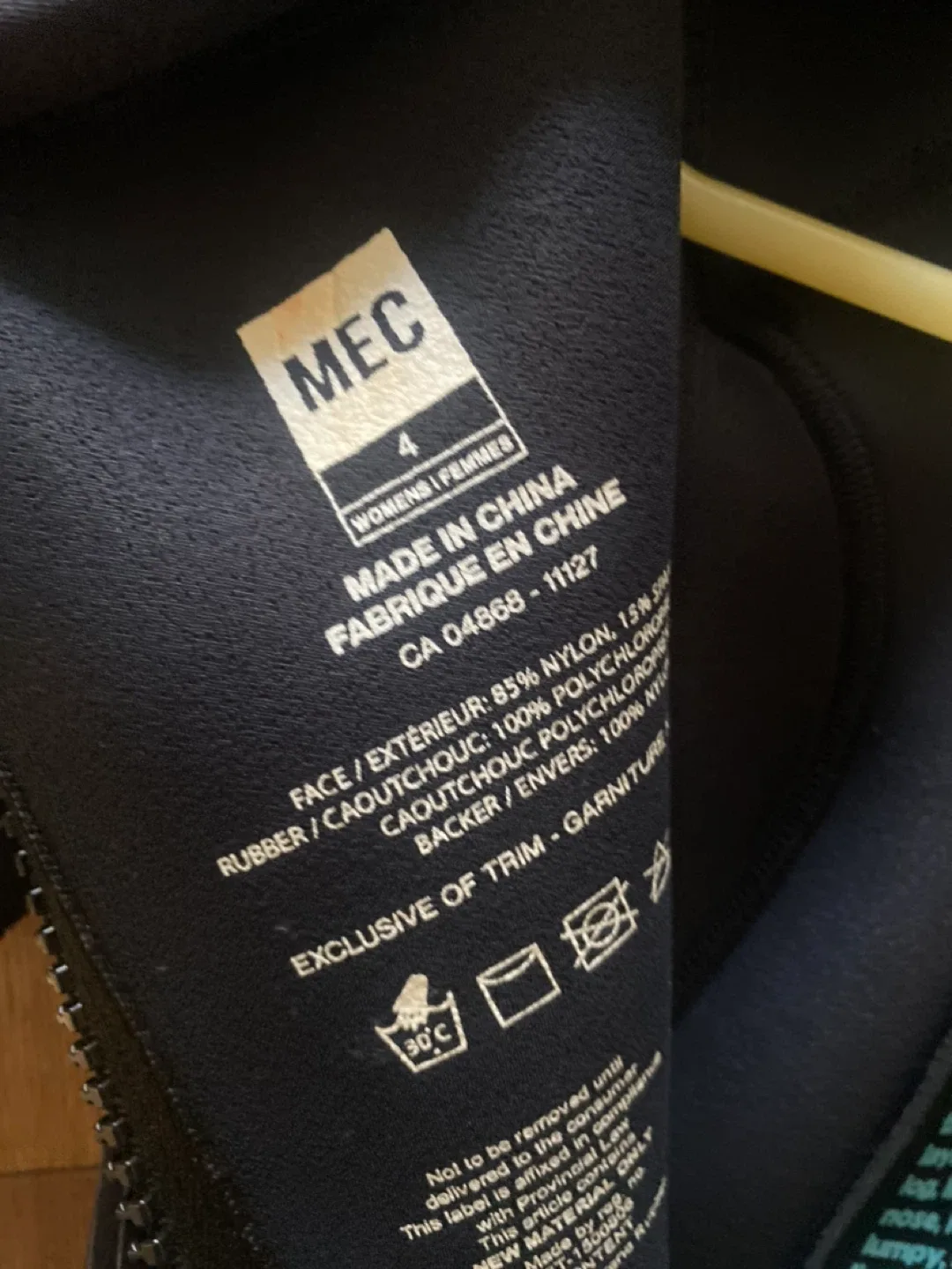 MEC Women's Wetsuit - Size 4 image indicator(3)