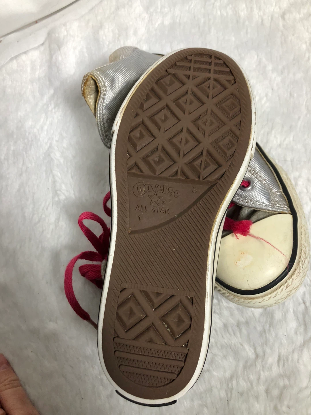 Girls Silver Converse Shoes. Size 1. - photo 4