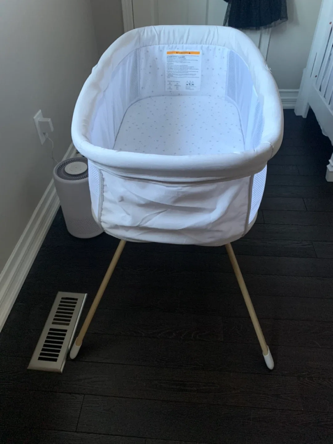 Angelbliss 3 in 1 Baby Bassinet - White excellent condition image indicator(4)