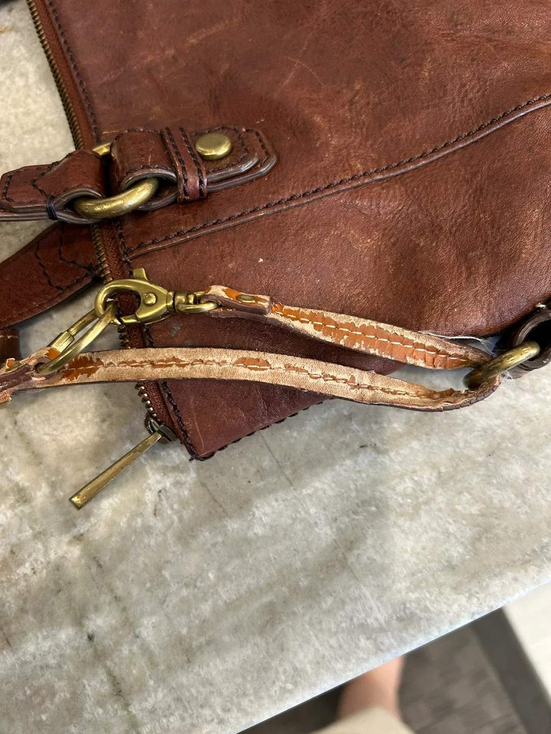 Fossil Brown Leather Crossbody Bag image indicator(5)